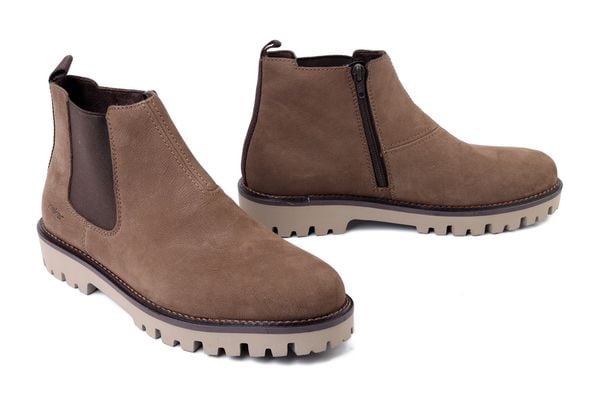 RIEKER 30453-24 brown, botki męskie. Brązowe botki męskie Rieker, bez wzorów, z gumy, bez obcasa, bez zapięcia. Za 449.90 zł.