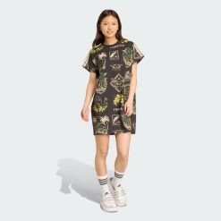 Sukienka adidas X FARM Commercial. Czarne sukienki damskie Adidas, s, bez wzorów, sportowe, bez kołnierzyka, bez ramiączek, sportowe. W wyprzedaży za 167.30 zł.