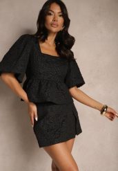 Czarne Spódnico-Spodenki High Waist w Ozdobne Kwiatuszki Nelzemis. Czarne szorty damskie Renee, bez wzorów, eleganckie, z podwyższonym stanem. Za 89.99 zł.