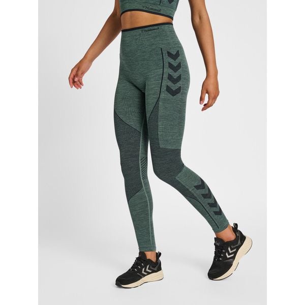 Damskie wysokie legginsy Hummel MT Aly. Czarne legginsy damskie Hummel, bez wzorów, z tkaniny. Za 181.50 zł.