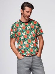 Męski t-shirt bawełniany w kwiatowy wzór full print – czarny V2 - Rozmiar: L. Czarne t-shirty męskie Ombre Clothing, l, bez wzorów, z bawełny, bez kołnierzyka, bez ramiączek. W wyprzedaży za 29.99 zł.