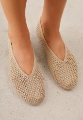 Ciemnobeżowe Szydełkowe Balerinki VICES z Plecionki Wolfs. Brązowe balerinki damskie Born2be, bez wzorów, z jeansu, eleganckie, bez obcasa, bez zapięcia. Za 99.99 zł.