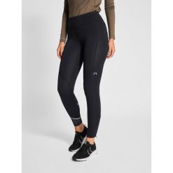 Legginsy damskie Newline Chicago. Czarne legginsy damskie Newline, bez wzorów. Za 335.00 zł.
