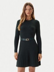 Guess Sukienka dzianinowa W5BK68 Z2YJ2 Zielony Slim Fit. Zielone sukienki damskie Guess, s, z aplikacjami, z dzianiny, bez kołnierzyka, bez ramiączek. Za 389.99 zł.