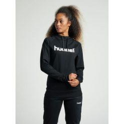 Bluza sportowa z kapturem damska Hummel Go Cotton Logo Hoodie Woman. Czarne bluzy damskie Hummel, m, bez wzorów, sportowe, bez ramiączek, z kapturem. Za 130.00 zł.