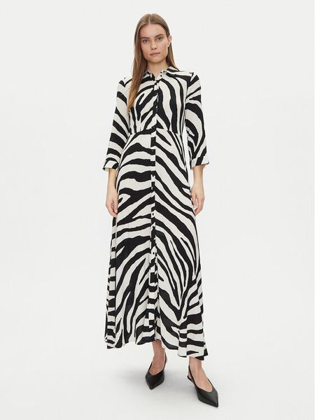 YAS Sukienka koszulowa Savanna 26022663 Beżowy Loose Fit. Brązowe sukienki damskie YAS, s, bez wzorów, z wiskozy, bez kołnierzyka, bez ramiączek, koszulowe. Za 199.99 zł.