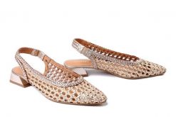 GIOSEPPO 79251 Hounslow platinum, czółenka damskie. Żółte czółenka damskie Gioseppo, na lato, w ażurowe wzory, ze skóry, bez obcasa, na obcasie, bez zapięcia. Za 348.41 zł.