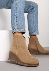 Ciemnobeżowe Casualowe Botki na Koturnie z Ociepleniem Etteora. Brązowe botki damskie Renee, bez wzorów, z jeansu, eleganckie, bez obcasa, na koturnie, bez zapięcia. Za 149.99 zł.
