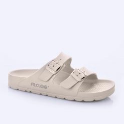 Klapki damskie Lemigo Fitclog Like. Zielone klapki damskie Lemigo, bez wzorów, z materiału, bez obcasa, bez zapięcia. Za 99.00 zł.