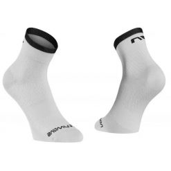 Skarpetki Northwave Origin. Białe skarpetki damskie Northwave, bez wzorów, z materiału. Za 62.99 zł.
