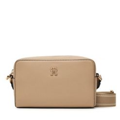 Torebka Tommy Hilfiger. Brązowe listonoszki damskie Tommy Hilfiger, bez wzorów, bez dodatków. Za 409.99 zł.
