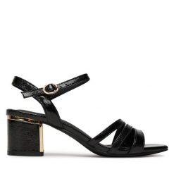 Sandały Lasocki. Czarne sandały damskie Lasocki, bez wzorów, bez obcasa, na słupku, bez zapięcia. Za 149.99 zł.