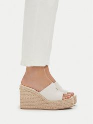 Calvin Klein Klapki Wedge Espad 70 Canvas Mg HW0HW03282 Kremowy. Białe klapki damskie Calvin Klein, bez wzorów, bez obcasa, bez zapięcia. Za 489.99 zł.
