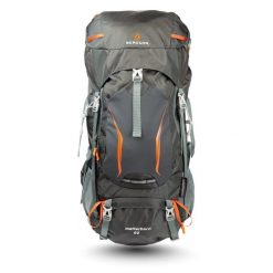 Plecak turystyczny BERGSON MATTERHORN1 60 L. Czarne plecaki męskie Bergson, bez wzorów, sportowe. Za 599.99 zł.