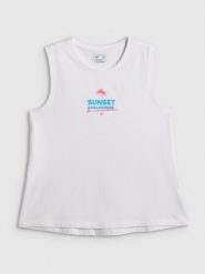 4F Top regular z nadrukiem damski - biały S. Białe topy damskie 4F, s, bez wzorów, z bawełny, klasyczne, bez kołnierzyka, bez ramiączek. Za 49.99 zł.