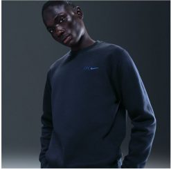 Nike Bluza Nike Chelsea FC Club HQ1478-451. Bluzy męskie Nike, m, bez wzorów, bez ramiączek, bez kaptura. Za 231.55 zł.