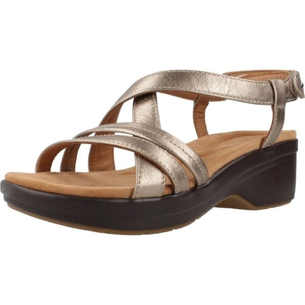 Sandały CLARKS TULEAH MAY Złoty. Żółte sandały damskie Clarks, bez wzorów, ze skóry, bez obcasa, bez zapięcia. Za 303.99 zł.