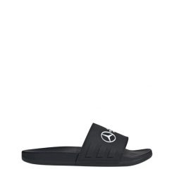 Klapki Mercedes - AMG Petronas Formula One Team adilette Comfort. Białe klapki damskie Adidas, bez wzorów, klasyczne, bez obcasa, bez zapięcia. Za 239.00 zł.
