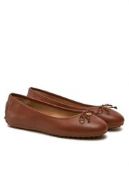 Lauren Ralph Lauren Baleriny 802942766002 Brązowy. Brązowe balerinki damskie Lauren Ralph Lauren, bez wzorów, ze skóry, bez obcasa, bez zapięcia. W wyprzedaży za 339.99 zł.