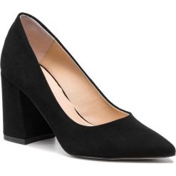 Półbuty SOLO FEMME - 75403-89-020/000-04-00 Czarny. Czarne półbuty damskie Solo Femme, bez wzorów, ze skóry, eleganckie, bez obcasa, na obcasie, bez zapięcia. W wyprzedaży za 209.00 zł.