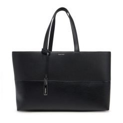 Torebka Calvin Klein. Czarne shopperki damskie Calvin Klein, bez wzorów, bez dodatków. Za 359.99 zł.
