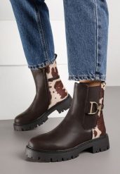 Brązowe Botki Sztyblety w Krowie Łaty Zdobione Elegancką Aplikacją Nalamesa. Brązowe botki damskie Born2be, na lato, z aplikacjami, z dzianiny, eleganckie, bez obcasa, na płaskiej podeszwie, bez zapięcia. Za 159.99 zł.