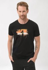 Czarny t-shirt z printem T-FESTIVAL. Czarne t-shirty męskie Volcano, m, bez wzorów, z jeansu, bez kołnierzyka, bez ramiączek. Za 59.99 zł.