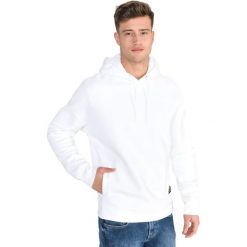 Levi's Skate Bluza Biały. Białe bluzy męskie Levi's®, l, bez wzorów, z bawełny, bez ramiączek, bez kaptura. Za 274.95 zł.