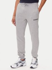 Napapijri Spodnie dresowe M-Gori Wint NP0A88UH Szary Relaxed Fit. Szare spodnie sportowe męskie Napapijri, m, bez wzorów, z bawełny. Za 319.99 zł.