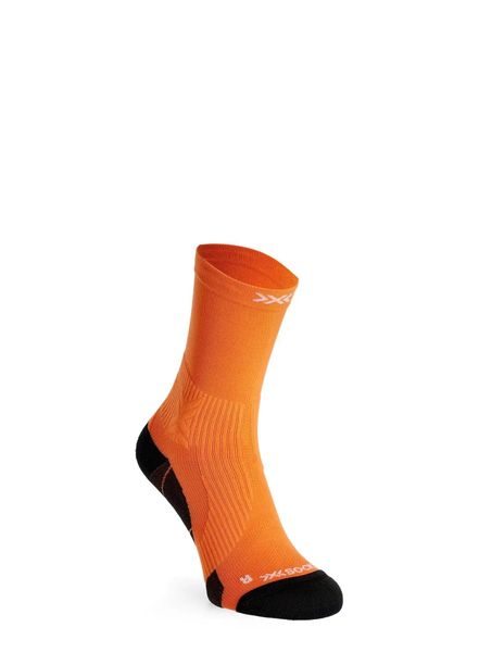 Skarpety biegowe X-Socks Trailrun Perform Crew. Brązowe skarpetki damskie X-Socks, bez wzorów, z materiału. Za 119.99 zł.