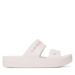 Klapki Crocs. Czerwone klapki męskie Crocs, bez wzorów, bez zapięcia. Za 139.99 zł.