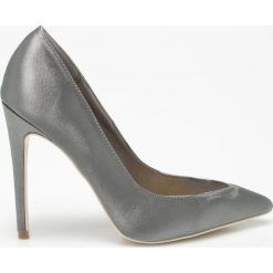 Missguided - Szpilki. Szare szpilki damskie Missguided, bez wzorów, z materiału, bez obcasa, na obcasie, bez zapięcia. W wyprzedaży za 59.90 zł.