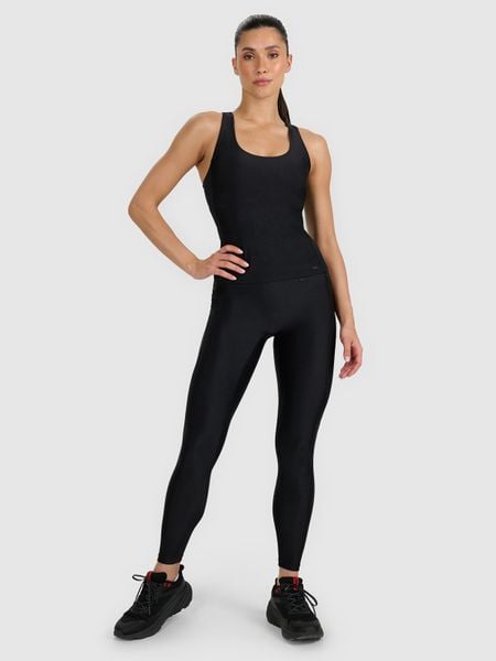 4F Legginsy treningowe szybkoschnące damskie - czarne L. Czarne legginsy damskie 4F, bez wzorów, z dzianiny. W wyprzedaży za 149.99 zł.