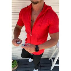 Koszulka męska BOBO RED. Czerwone bluzy męskie Koszulka męska BOBO RED, l, bez wzorów, bez ramiączek, bez kaptura. W wyprzedaży za 79.00 zł.