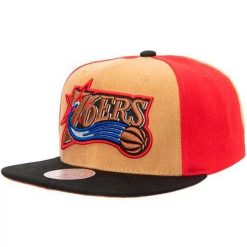 Czapka typu snapback Philadelphia 76ers On The Block HWC. Brązowe czapki damskie Mitchell & Ness, bez wzorów. Za 157.50 zł.