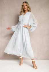 Jasnoniebieska Elegancka Sukienka w Stylu Vintage z Powlekanymi Guzikami i Marszczeniami Lefandia. Niebieskie sukienki damskie Renee, na imprezę, l, bez wzorów, eleganckie, bez kołnierzyka, bez ramiączek, maxi. Za 159.99 zł.
