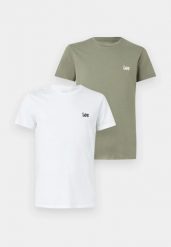 ZESTAW DWUPAK KOSZULEK LEE PACK CREW MERCANTILE GREEN WHIT 112376924. Zielone t-shirty męskie Lee, l, bez wzorów, bez kołnierzyka, bez ramiączek. Za 129.99 zł.