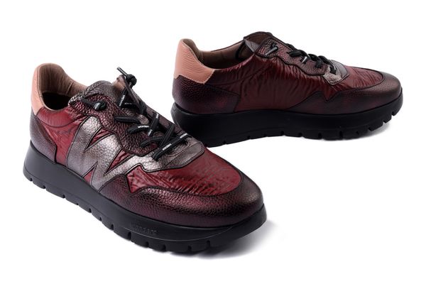 WONDERS A-2491 Elvin burdeos, półbuty damskie. Czerwone półbuty damskie Wonders, bez wzorów, z gumy, bez obcasa, bez zapięcia. Za 577.92 zł.