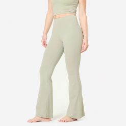 Legginsy do jogi i pilatesu Breathe flare. Zielone legginsy damskie KIMJALY, bez wzorów, z elastanu. Za 119.99 zł.