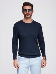 Męski sweter z okrągłym dekoltem z elastycznej dzianiny o klasycznym splocie - granatowy V1 - Rozmiar: M. Niebieskie swetry męskie Ombre Clothing, m, bez wzorów, z dzianiny, eleganckie, bez kołnierzyka, bez ramiączek. W wyprzedaży za 142.49 zł.