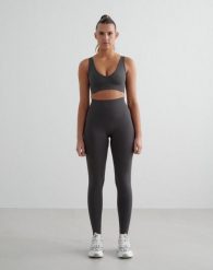 Damskie legginsy bezszwowe, wysoki stan, squat proof petite Shape szary. Szare legginsy damskie Aim'n, bez wzorów, z elastanu. Za 297.00 zł.