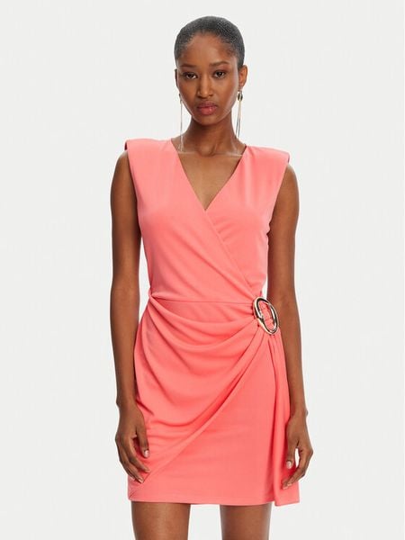 Patrizia Pepe Sukienka koktajlowa 2A2918/J280-R854 Koralowy Regular Fit. Pomarańczowe sukienki damskie Patrizia Pepe, bez wzorów, z syntetyku, wizytowe, bez kołnierzyka, bez ramiączek. Za 829.99 zł.