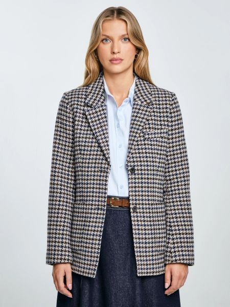 Marynarka damska slim w pepitkę z dodatkiem wełny Neida 000. Brązowe marynarki i żakiety damskie BIG STAR, bez wzorów, z materiału, eleganckie, bez kołnierzyka, bez ramiączek. W wyprzedaży za 299.99 zł.