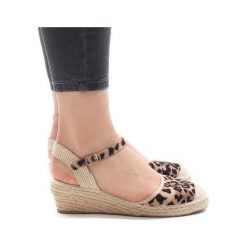 Panterka sandały na koturnie espadryle LLI-3M88-51. Zielone sandały damskie ButyModne, bez wzorów, z tkaniny, bez obcasa, na koturnie, bez zapięcia. Za 69.00 zł.