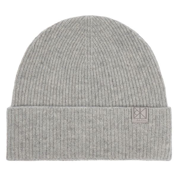 Czapka Calvin Klein. Szare czapki damskie Calvin Klein, na zimę, bez wzorów. Za 329.99 zł.