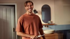 SONICARE SZCZOTKA 7100 HX7420/01 WHITE. Białe szczoteczki elektryczne Philips. Za 527.83 zł.