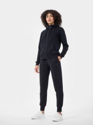 4F Spodnie dresowe joggery damskie S. Niebieskie spodnie materiałowe damskie 4F, bez wzorów, z bawełny. W wyprzedaży za 59.99 zł.