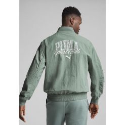 Męska kurtka bomber PUMA Class PUMA Green Moon. Zielone kurtki sportowe męskie Puma, l, bez wzorów, z gumy, bez kaptura, trekkingowe. W wyprzedaży za 184.00 zł.