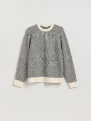 Wzorzysty sweter - biały. Białe swetry męskie Reserved, l, bez wzorów, z bawełny, bez kołnierzyka, bez ramiączek. Za 149.99 zł.
