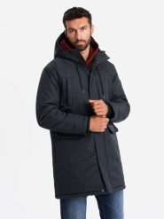 Klasyczna długa męska kurtka typu parka – czarna V6 OM-JALJ-0166 - L. Czarne kurtki męskie Ombre Clothing, l, z aplikacjami, z gumy, klasyczne, z kapturem. W wyprzedaży za 179.99 zł.